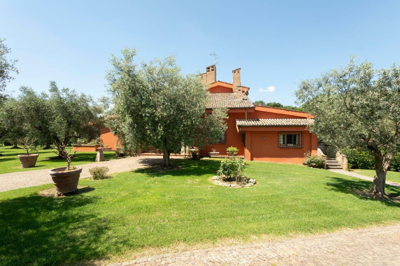 Villa In Via Della Marcigliana Casale Torre San Giovanni Εξωτερικό φωτογραφία