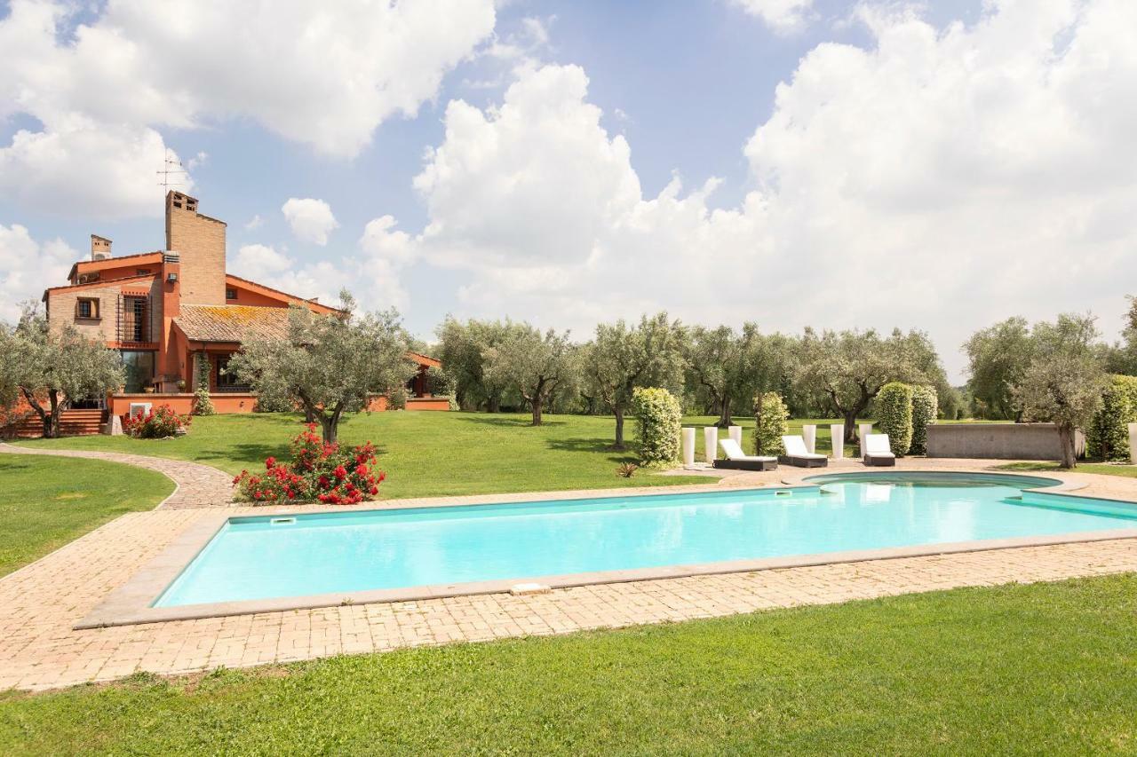 Villa In Via Della Marcigliana Casale Torre San Giovanni Εξωτερικό φωτογραφία
